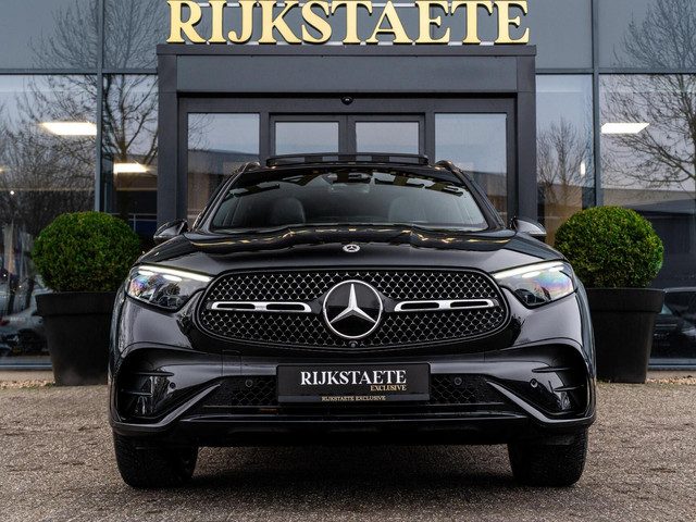 Mercedes-Benz GLC 300e 4MATIC AMG Line|PANO|BURMESTER|360°