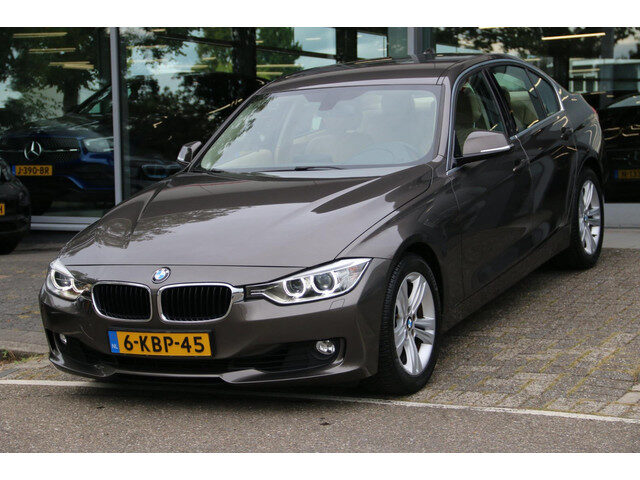 BMW 3 Serie 320i High Executive NL-AUTO NAP!