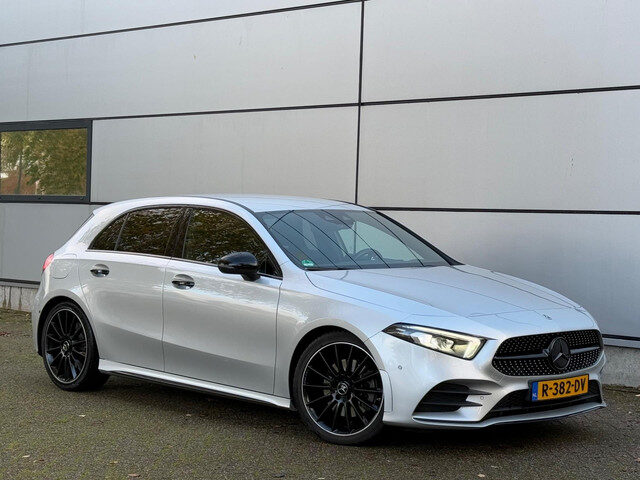 Mercedes-Benz A-Klasse 250 e AMG Night Pakket |ACC |Sfeer |High LED |Stoelverw |Nap |Boekjes