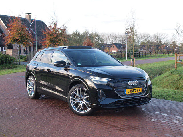 Audi Q4 e-tron 40 Launch edition S Competition 77 kWh