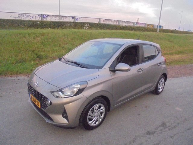 Hyundai i10 Hyundai i10 1.0 Comfort airco 78.000km eerste eigenaar