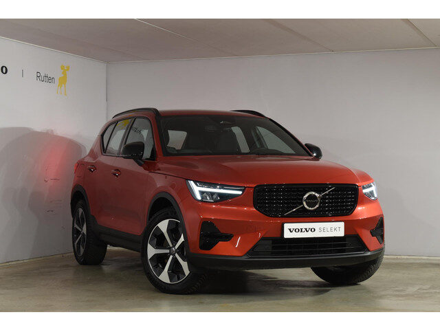 Volvo XC40 B4 211PK Automaat Plus Dark
