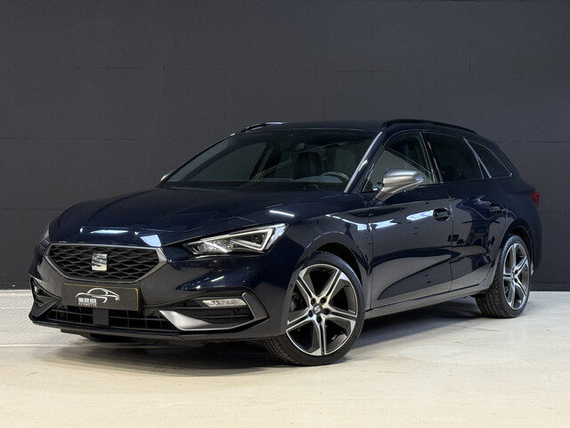 Seat Leon Sportstourer 1.0 eTSI FR Business Intense | Adaptive cruise | Camera | Virtual | Apple Car