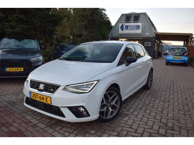 Seat Ibiza TSI FR 116 PK/XENON-LED/CAMERA/CARPLAY/ADAP-CRUISE/NAVI/STOELVERWARMING/PDC V+A/17 INCH