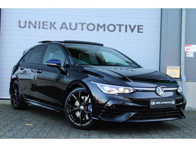 Volkswagen Golf 2.0 TSI R 4MOTION R20 PERFORMANCE | 20 JAHRE | AKRAPOVIC | PANO | HARMAN KARDON | CA