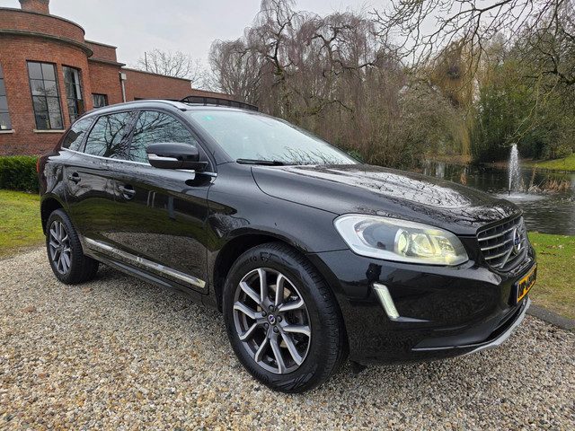 Volvo XC60 2.0 T5 FWD Ocean Race