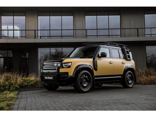 Land Rover Defender 110 2.0 P300e 110 Trophy Edition