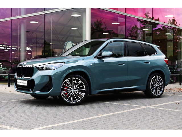 BMW X1 sDrive20i High Executive M Sport Automaat