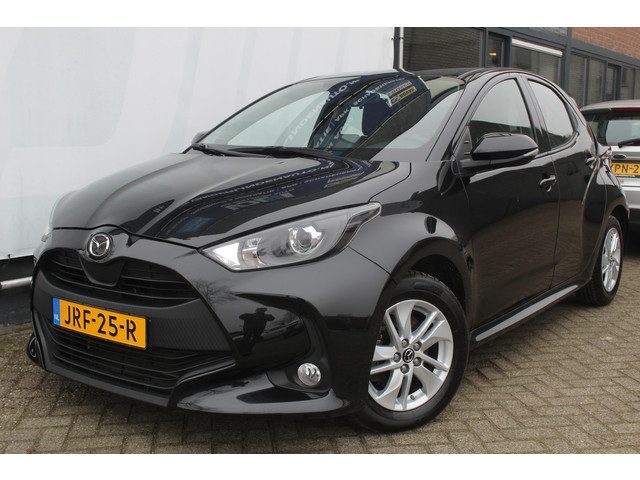Mazda 2 Hybrid Toyota Yaris 1.5