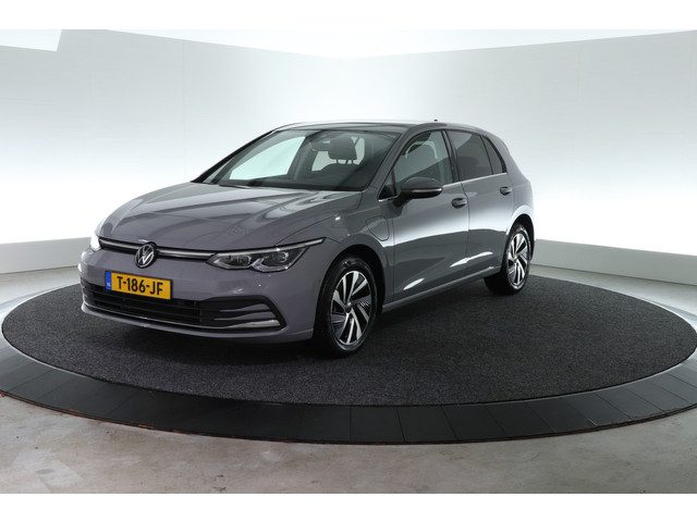 Volkswagen Golf 1.4 eHybrid Style
