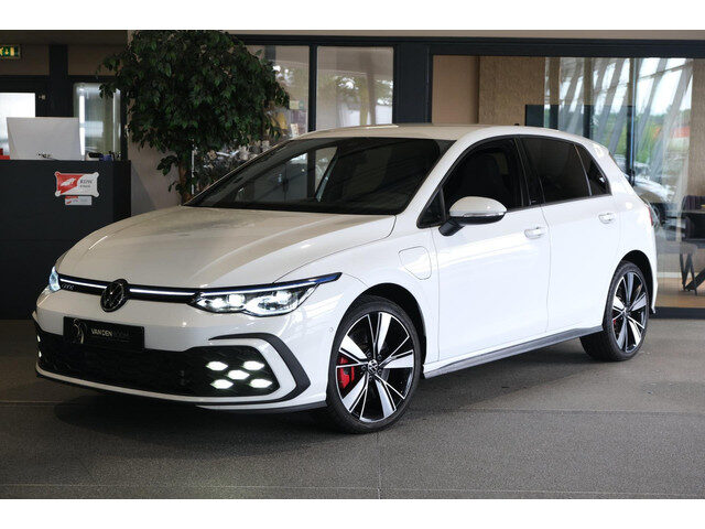 Volkswagen Golf 8 1.4 eHybrid GTE 245PK Navi HUD ACC Keyless IQ Led Virtual