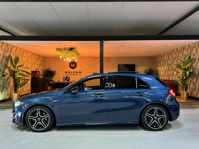 Mercedes-Benz A-Klasse 200 AMG Line Edition Garantie Pano Ambient Night Camera StoelVW Carplay Cruis