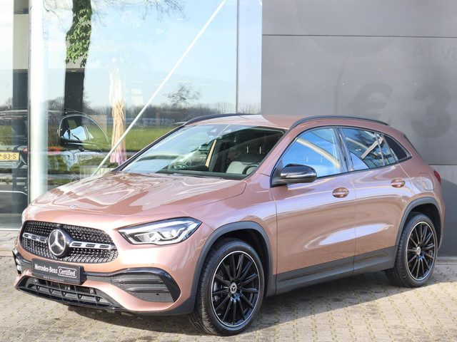 Mercedes-Benz GLA 250 e AMG line