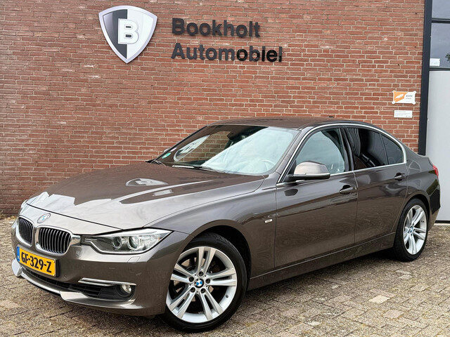 BMW 3 Serie 320i Luxury, Nwe Distributieketting (NL-auto NAP)