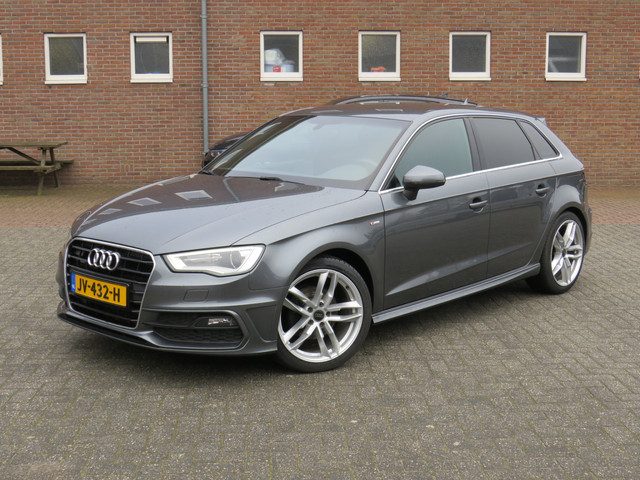 Audi A3 Sportback 1.2 TFSI 110Pk Adrenalin Sport S-Line