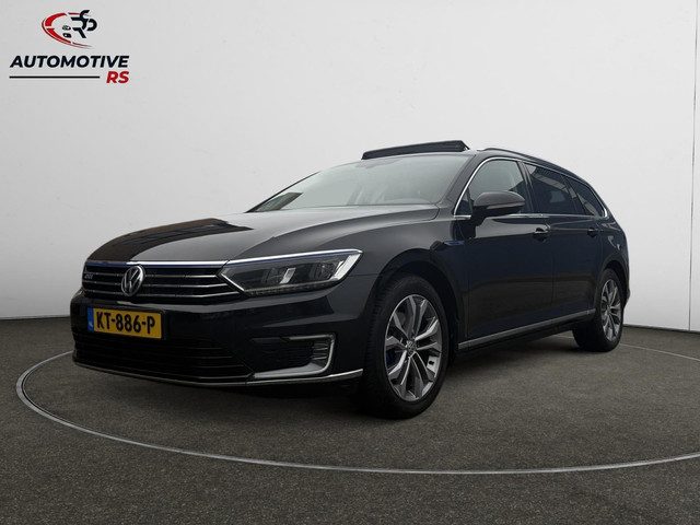 Volkswagen Passat Variant GTE 2016 Navi Pano VirtualCockpit Camera Nap Keyless Carplay ACC DealerOH