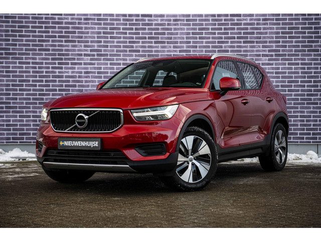 Volvo XC40 1.5 T2 Momentum