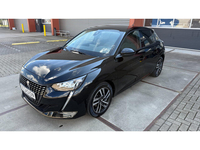 Peugeot 208 1.2 PureTech Allure, Pano, 3D Virtueel Display, 360 achterruitrijcamera, Apple Carplay