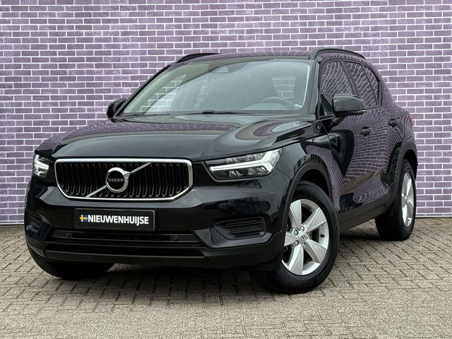 Volvo XC40 1.5 T2 Momentum Core
