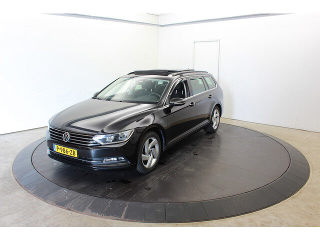 Volkswagen Passat 1.6 TDI Highline Panodak Camera Trekhaak