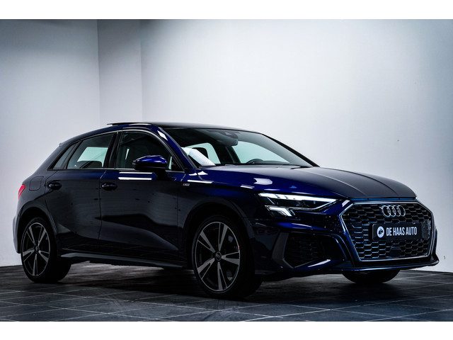 Audi A3 Sportback 40 TFSI e S-Line|Pano dak|18 inch|Apple|Camera|Acc
