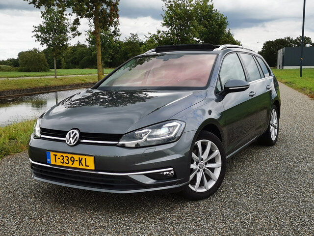 Volkswagen Golf Variant 1.5 TSI Highline *CAM*PANO*LED*MASSAGE*KEYLESS