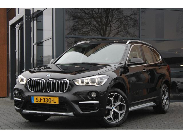 BMW X1 sDrive20i High Executive | Zeer netjes | Trekhaak | Leder