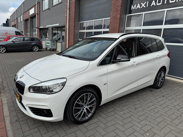 BMW 2 Serie Gran Tourer 220i 7p. High Executive LED HUD Navi