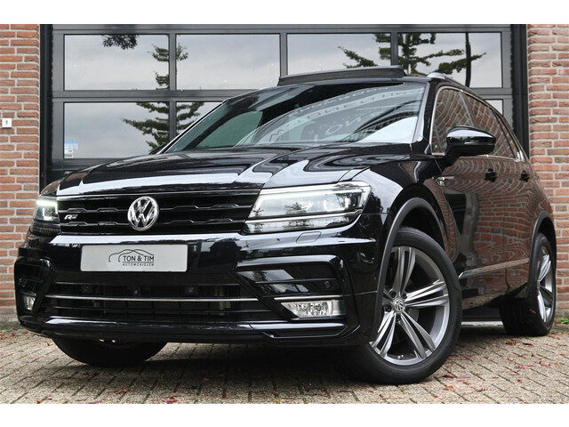 Volkswagen Tiguan 2.0 TSI 4Motion 2x R-LINE Virtual Trekhaak Pano LED '16