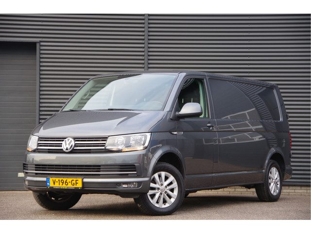 Volkswagen Transporter 2.0 TDI L2 Highline 150PK AUT. TREKHAAK, VOORRUIT VERWARMING, NAVI, CRUISE, L