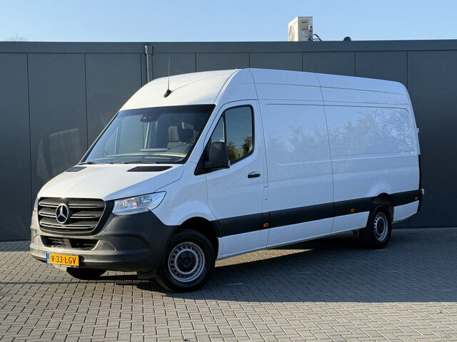 Mercedes-Benz Sprinter 317 CDI 170 PK / L3H2 / MBUX / **NETTE BUS** / AIRCO / CRUISE / CAMERA / PDC
