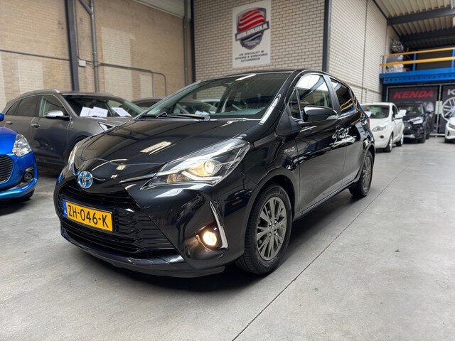 Toyota Yaris 1.5 Hybrid DYNAMIC 1E EIGENAAR NAVIGATIE/CAMERA CRUISE LED LMV ECC NL AUTO NAP!!