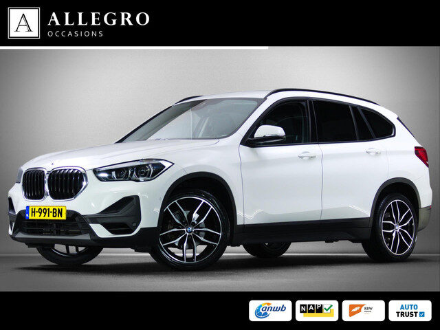 BMW X1 SDrive 18i High Executive Edition (HEAD-UP DISPLAY, TREKHAAK AFNEEMBAAR, NAVIGATIE PROFESSION