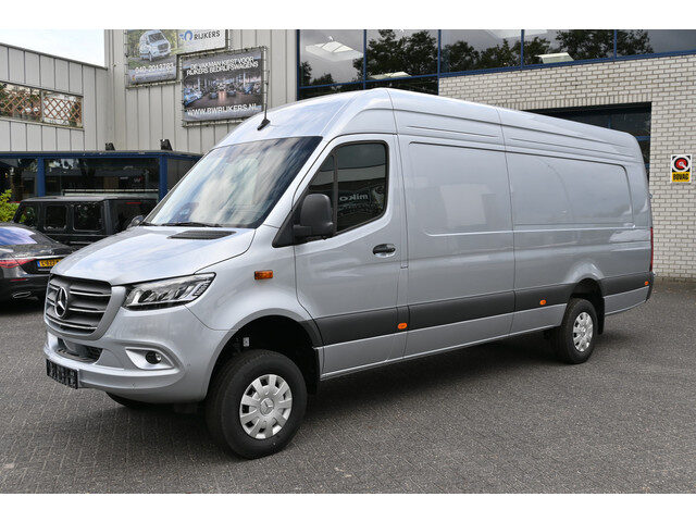 Mercedes-Benz Sprinter 319 CDI 4x4 L4H2 Maxi Select