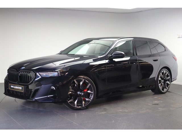 BMW 5 Serie touring 550e xDrive M Sport Automaat