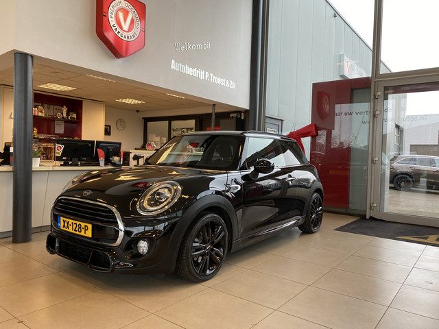 MINI Cooper Mini 1.5 John Works Package,Automaat,Navigatie,Achteruitrijcamera,Spraakbediening,Keyles