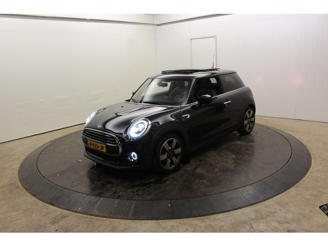 MINI Cooper Mini 1.5 60 Years Edition Panodak Vol Leder Harman Cardon Zwarte hemel Navi