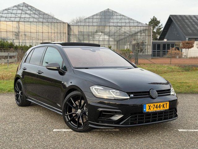 Volkswagen Golf 2.0 TSI 4Motion R VIRTUAL/AKRA/PANO/DYNAUDIO/ALCANTARA/DCC/BLIND-SPOT/LANE-ASSIST