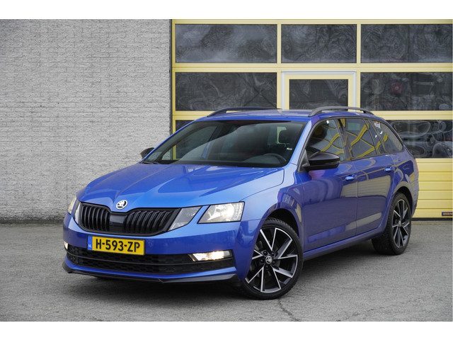 Škoda Octavia Combi 1.5 TSI 150PK! Automaat Sport Business BJ2020 Lmv 18" | Led | Pdc | Navi | Trekh