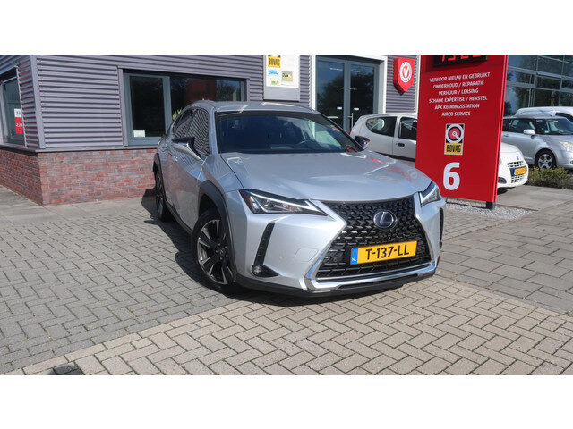 Lexus UX 250h Business Line