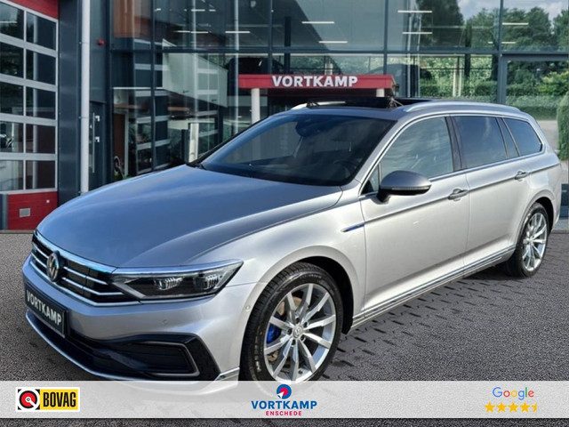 Volkswagen Passat Variant 1.4 TSI DSG GTE PANODAK/360CAM/ACC/ELEKKLEP/STOEL+STUURVERW/MEM