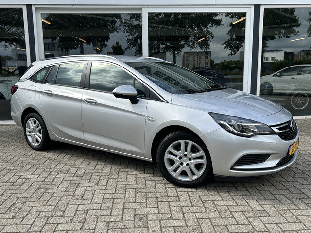 Opel Astra Sports Tourer 1.0 Turbo Business+