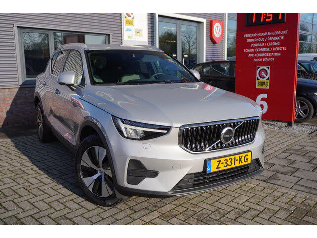 Volvo XC40 RECHARGE 1.5 T4 Plug-in hybrid Core Bright / ACC / Blind spot / Stuurverwarming / Apple C