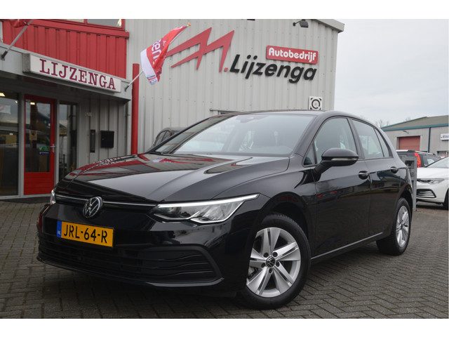 Volkswagen Golf 1.0 eTSI Life Business