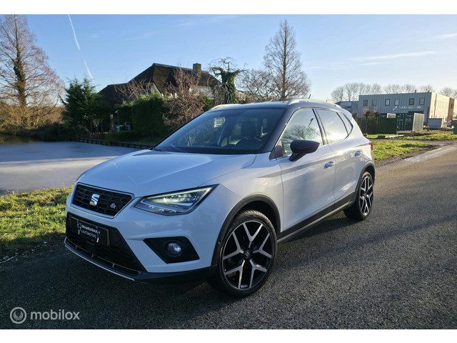 Seat Arona 1.0 TSI FR / Navi / Camera / Carplay / 110pk