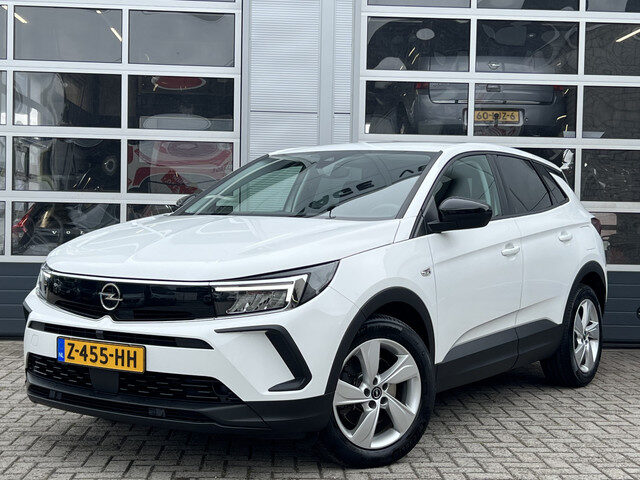 Opel Grandland 1.6 Turbo Plug-In Hybrid