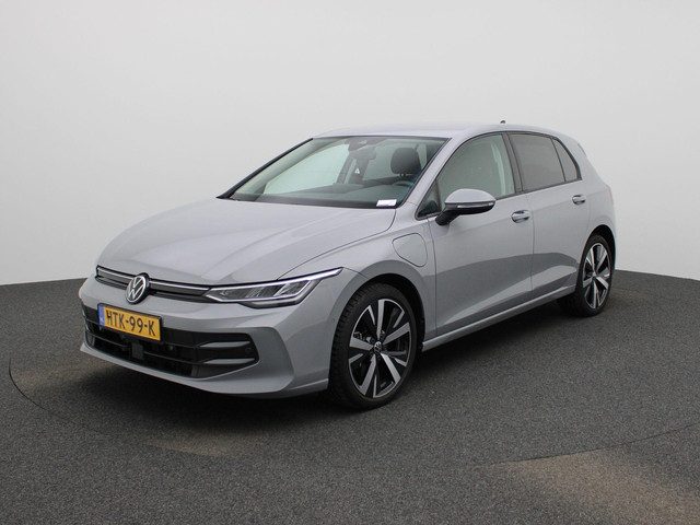 Volkswagen Golf 1.5 eHybrid 50 Edition