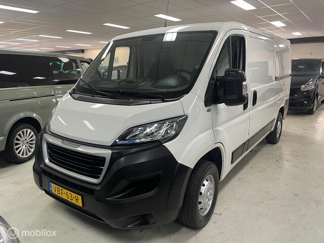 Peugeot Boxer Bestel 333 2.0 BlueHDI L2H1 Pro