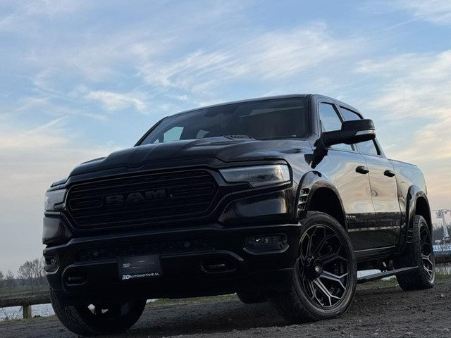 Dodge Ram 1500 5.7L V8 Limited Night Widebody, 4PLAY, HUD H&K, PANO 360, ACC, LUCHTV