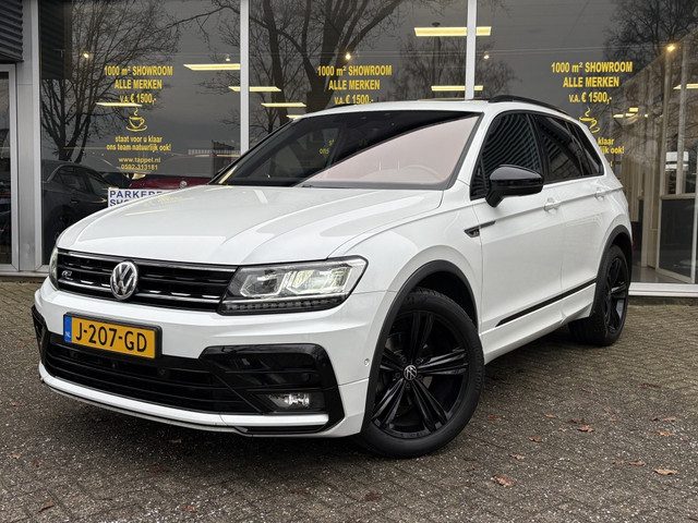 Volkswagen Tiguan 1.5 TSI Highline Business R-Line 360Cam/Pano/Trekhaak